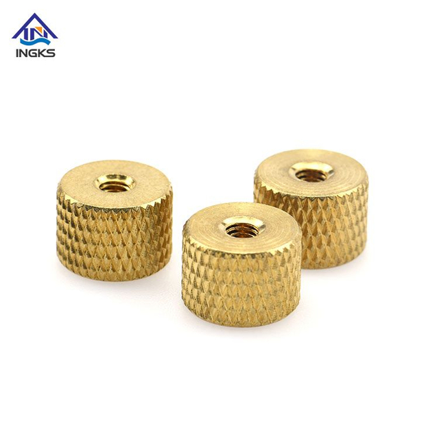 ທອງເຫລືອງເພັດ Knurled Insert ແກ່ນ Nuts ວັດສະດຸທອງເຫລືອງ